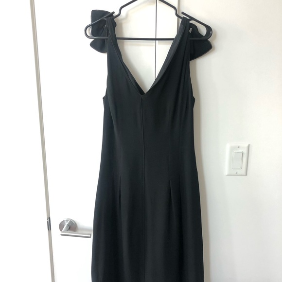 Carolina Issa dress - Picture 3 of 5